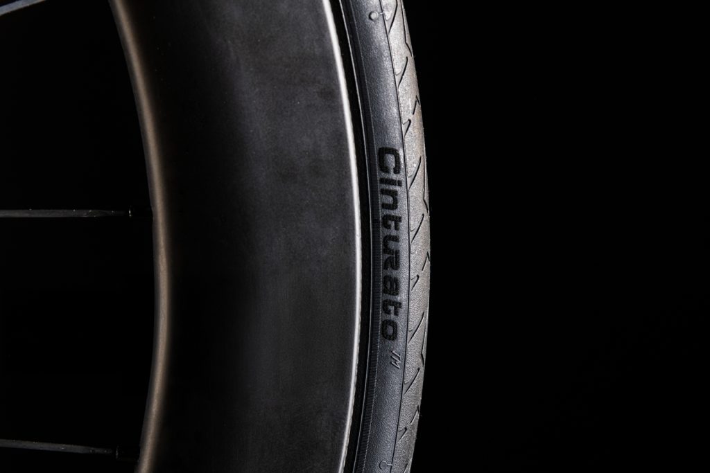 Pirelli Cinturato Evo TLR pneumatico bici enduro stradale