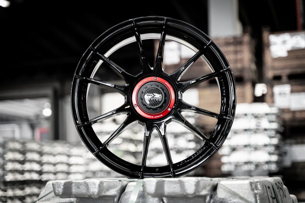 ultraleggera-xx-6-settembre-oz-20-anni-ultraleggera-day-nuova