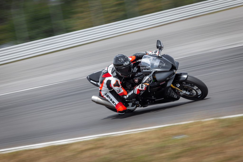 Bridgestone Battlax Racing Street RS12 moto due ruote