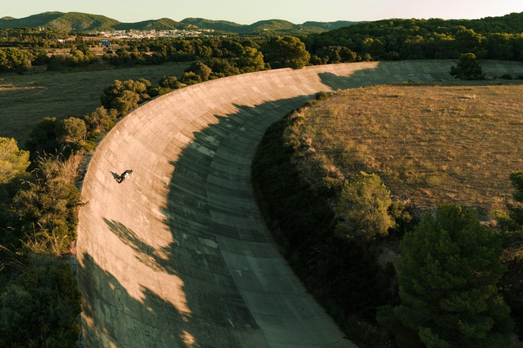 Dunlop SportSmart TT scelto come equipaggiamento originale per il nuovissimo Stark VARG SM prezzo misure peso modelli gomme pneumatici