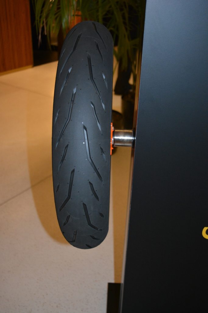 Continental ContiSportAttack 5 pneumatici supersport hypersport