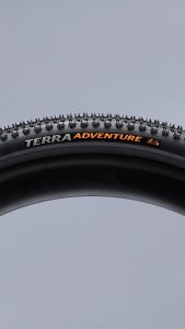 Continental Terra Adventure Graphite-Reflex gomme gravel 55mm
