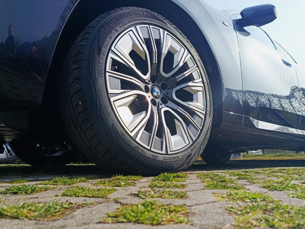 quatrac-pro-2-il-nuovo-quattro-stagioni-di-vredestein