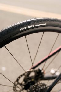 Recourse by CST Tires copertoncino leggero 