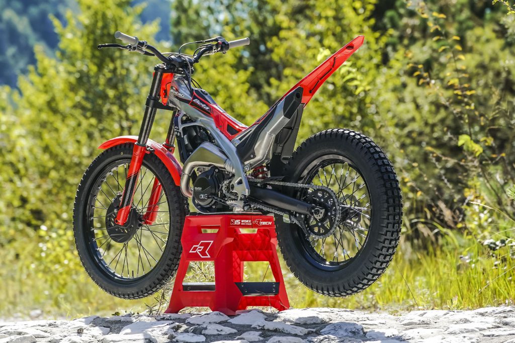 Dunlop Geomax primo equipaggiamento trial motocross Beta